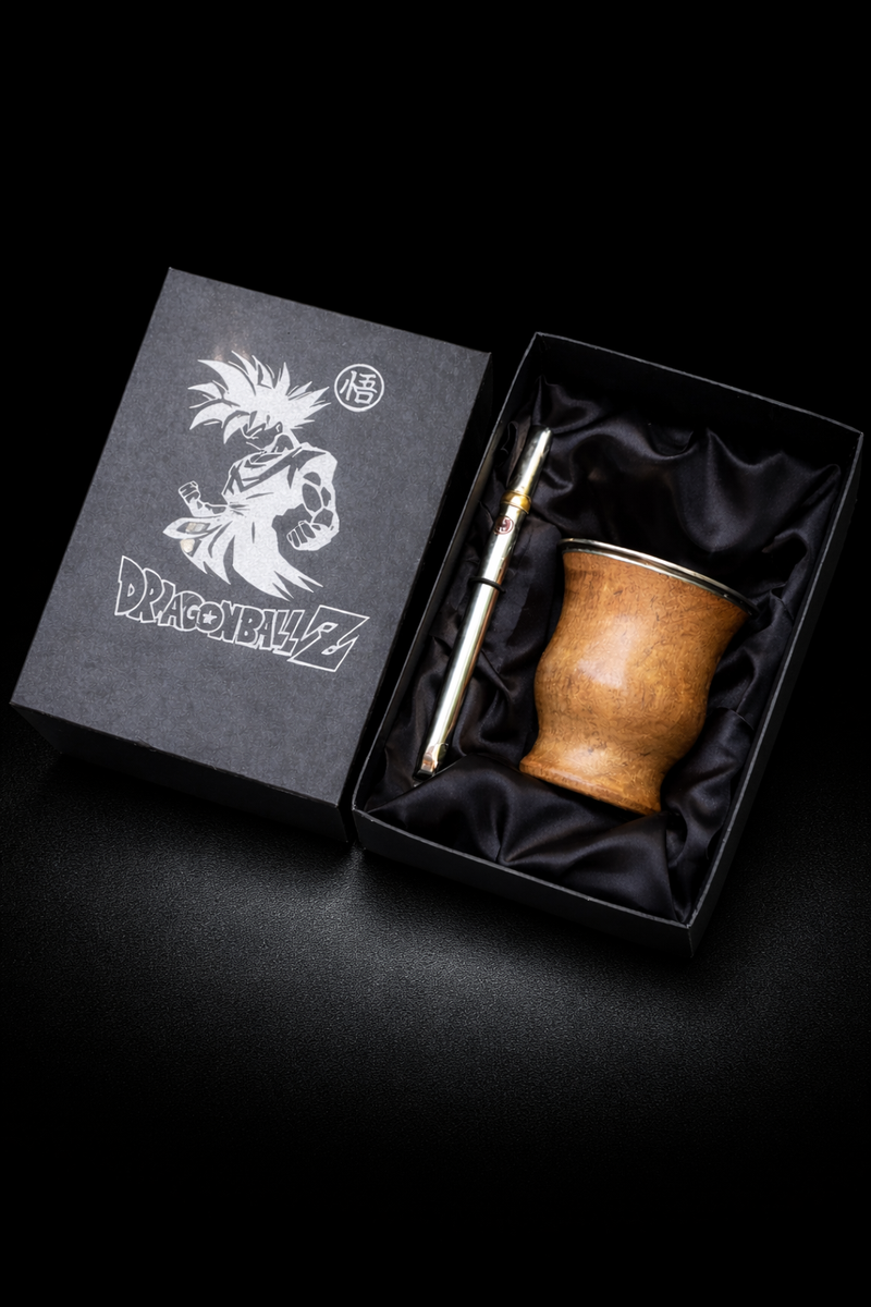 Mate Camionero Algarrobo Dragon Ball Z + Bombilla Pico Loro